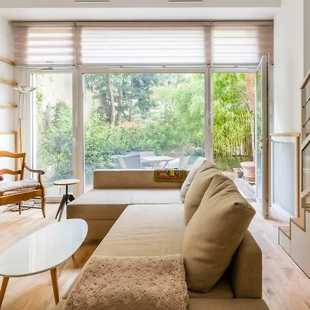 Veeve - Natural Heights In The 6th