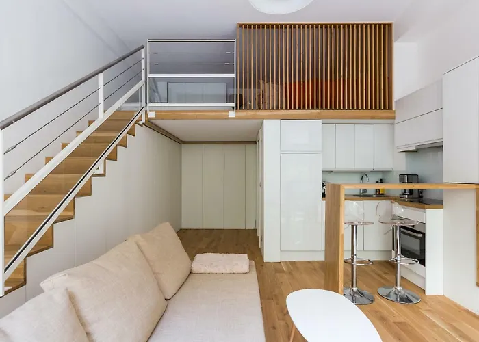 Veeve - Natural Heights In The 6th