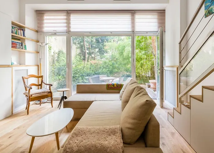 Veeve - Natural Heights In The 6th